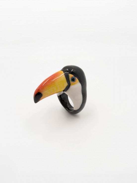 hand painted porcelain ring animal toucan