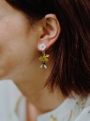 nach flower and bee earrings