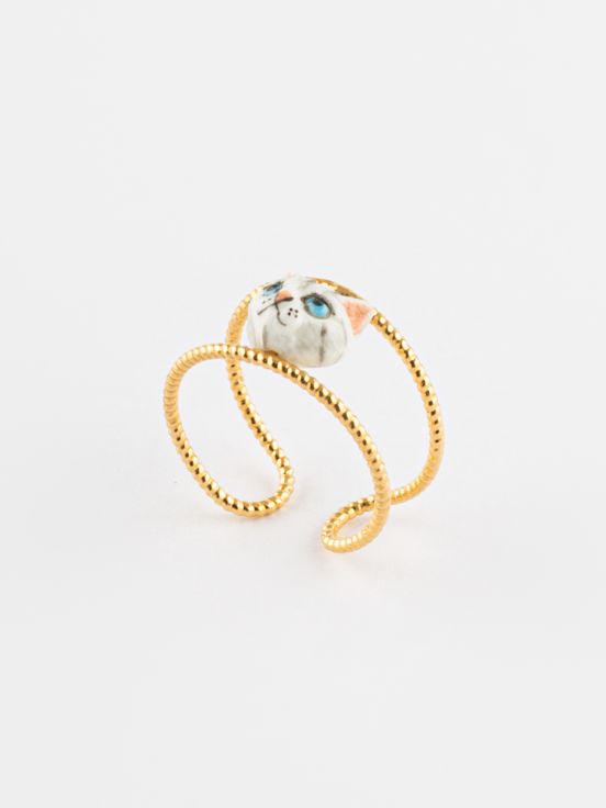 Tabby cat double ring