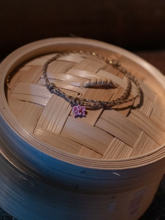 Pink orchid multicolor charm's bracelet