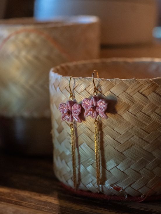 Pink orchid earrings with fringes