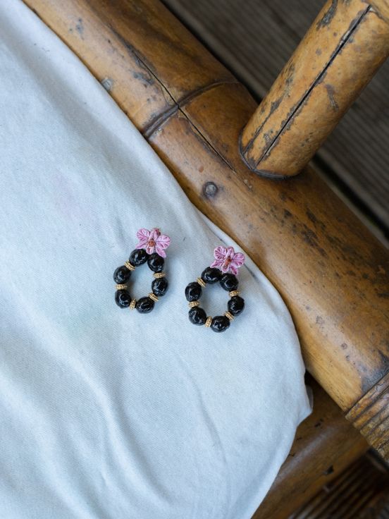 Pink orchid round earrings
